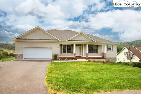 155 Freds Dr, Boone, NC 28607