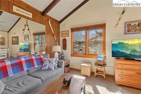 101 Hornbeam Rd #7-A, Beech Mountain, NC 28604 photo 2