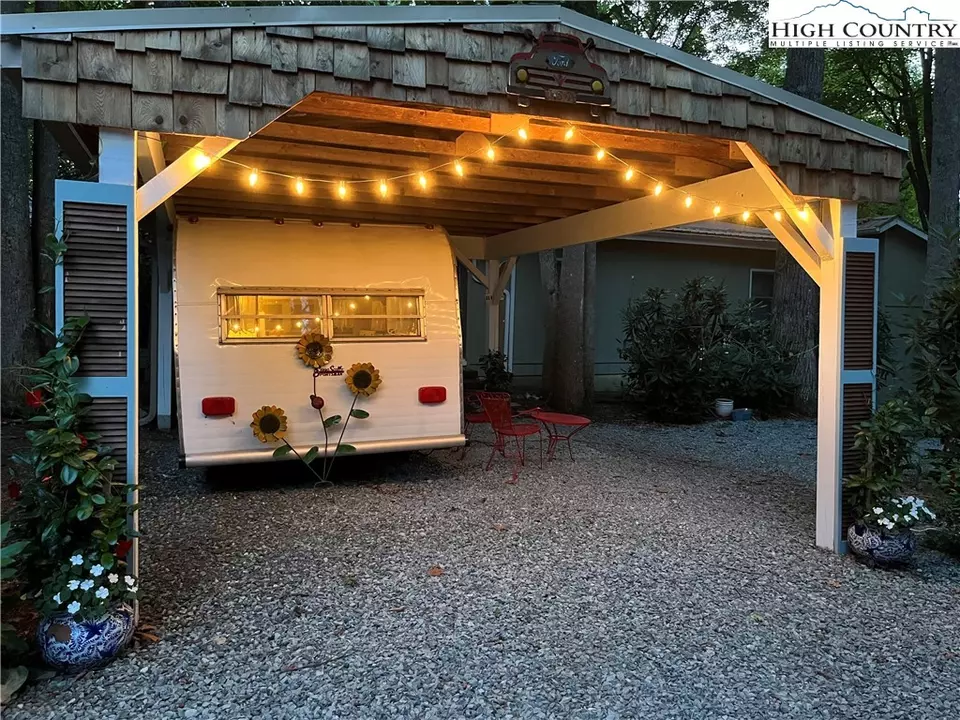  421 Windridge Rd, Newland, NC 28657 photo 40