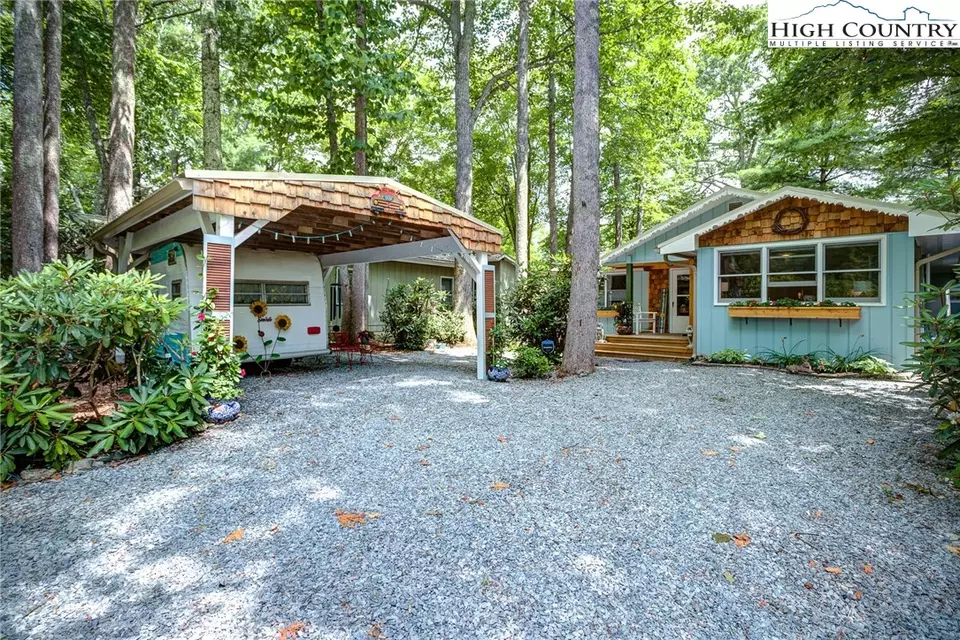  421 Windridge Rd, Newland, NC 28657 photo 33