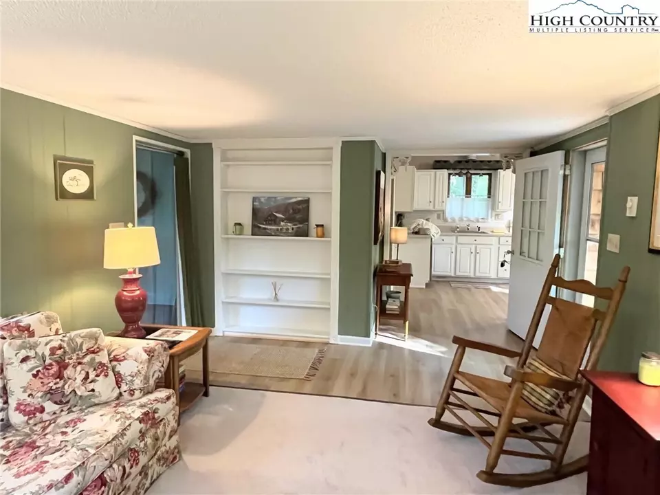  421 Windridge Rd, Newland, NC 28657 photo 18