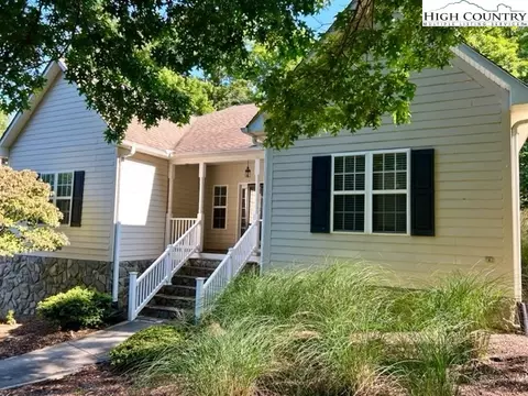 174 Laurel Cottage Ln, Roaring Gap, NC 28668