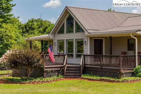 1262 Trojan Horse Cir, Fleetwood, NC 28626