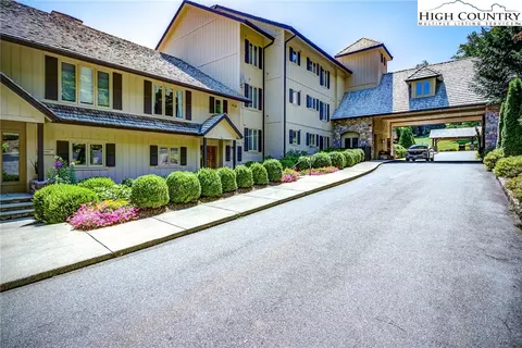 361 Lakes Drive Unit UNIT 7, Boone, NC 28607