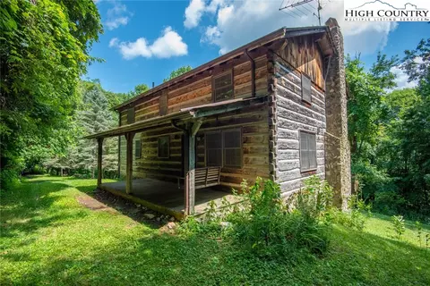 1922 Glenn Miller Rd, Lansing, NC 28643