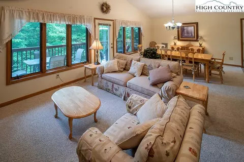 105107 Greenbriar Rd, Beech Mountain, NC 28604
