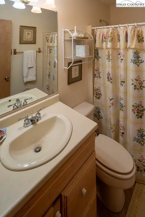 105107 Greenbriar Rd, Beech Mountain, NC 28604 photo 11