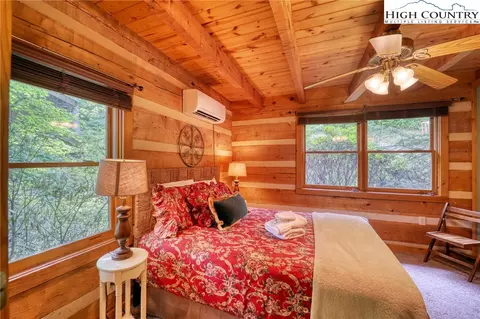 247 Streamside Ln, Seven Devils, NC 28604 photo 15