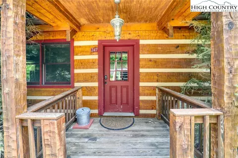 247 Streamside Ln, Seven Devils, NC 28604 photo 3