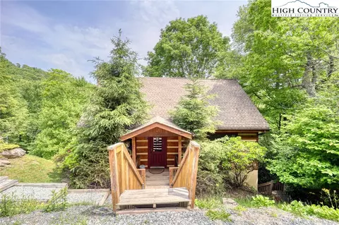 247 Streamside Ln, Seven Devils, NC 28604 photo 2