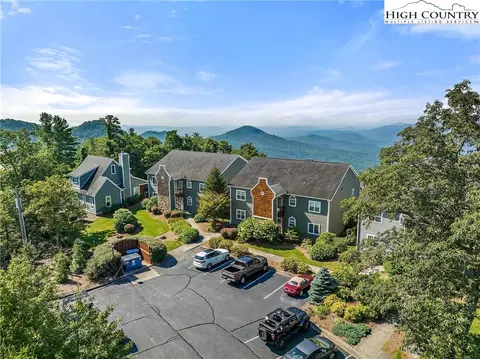 150 Prudden Ln #301, Blowing Rock, NC 28605