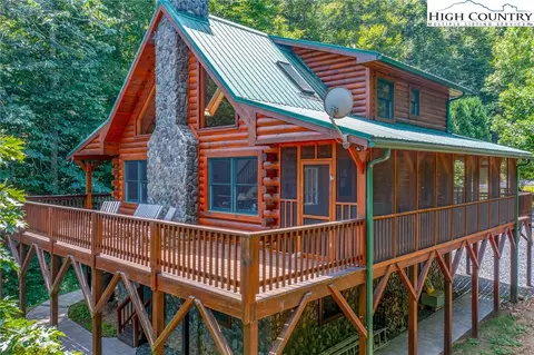 231 Cameron Ridge Rd, Warrensville, NC 28693