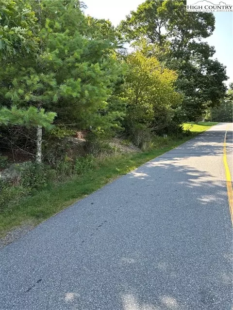 26 State View Road, Boone, NC 28607