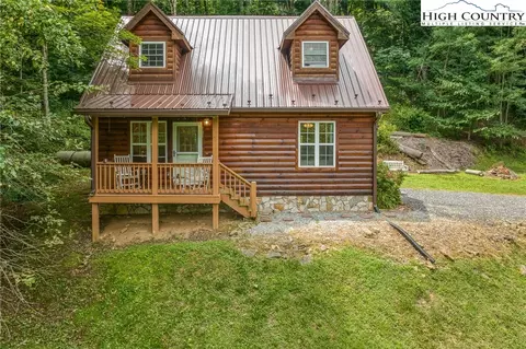 181 Apple Tree Dr, Newland, NC 28657