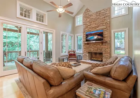 443 Echota Pkwy #9-B, Boone, NC 28607