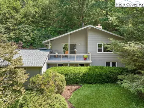 600 Blairmont Dr, Boone, NC 28607