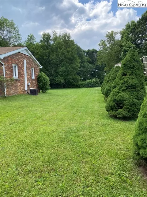 334 Snowy Oak Rd, Boone, NC 28607 photo 9