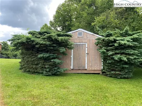 334 Snowy Oak Rd, Boone, NC 28607 photo 6