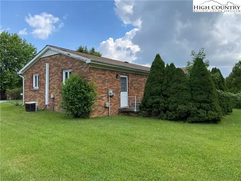 334 Snowy Oak Rd, Boone, NC 28607 photo 8