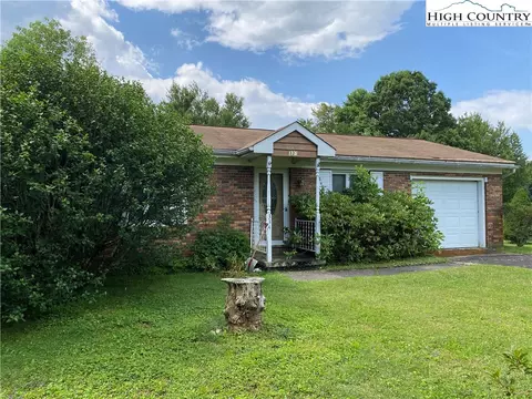334 Snowy Oak Rd, Boone, NC 28607 photo 3