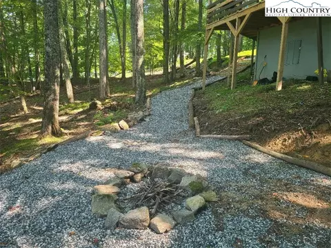104 Black Birch Ln, Beech Mountain, NC 28604 photo 29