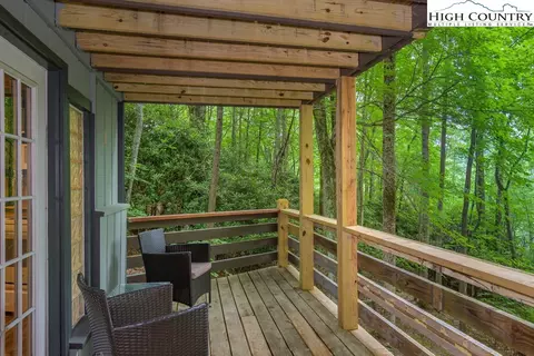 104 Black Birch Ln, Beech Mountain, NC 28604 photo 25
