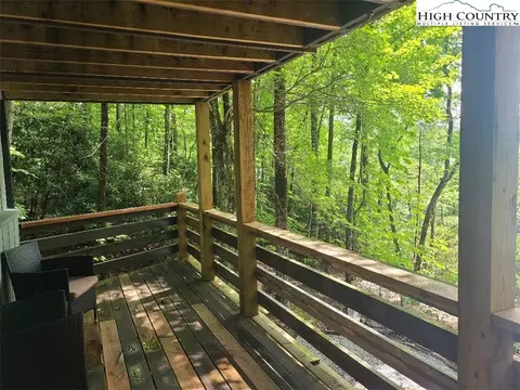 104 Black Birch Ln, Beech Mountain, NC 28604 photo 27