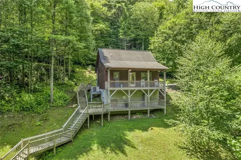 195 Blue Jay Dr, West Jefferson, NC 28694