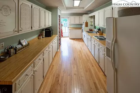 1171 Big Hill Rd, Boone, NC 28607 photo 11