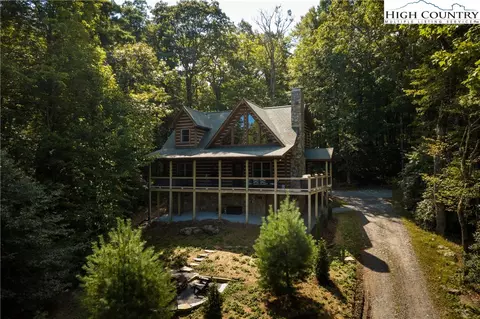 155 Merrywether Ln, Boone, NC 28607