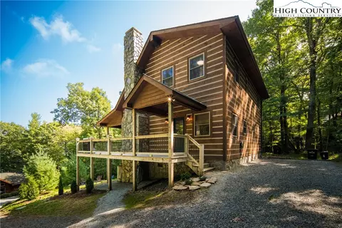 155 Merrywether Ln, Boone, NC 28607 photo 2