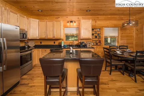 155 Merrywether Ln, Boone, NC 28607 photo 8