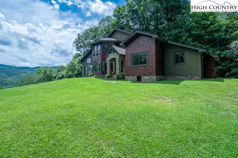 668 Harmon Way, Elk Park, NC 28622