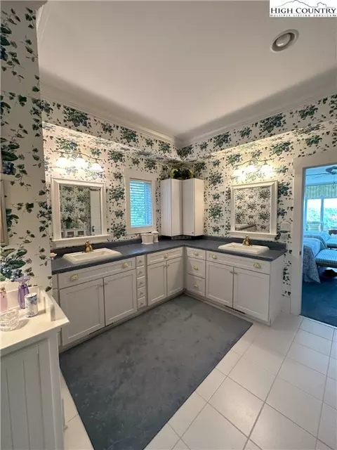 596 Troon Ave, Roaring Gap, NC 28668 photo 17