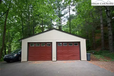208 Rainbow Trl, Boone, NC 28607 photo 45