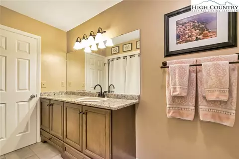 208 Rainbow Trl, Boone, NC 28607 photo 27