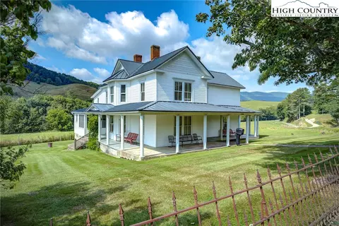 1730 Flatridge Rd, Troutdale, VA 24378