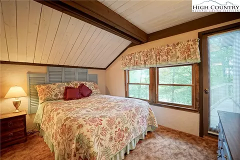 104 Ladybug Ln, Beech Mountain, NC 28604 photo 15