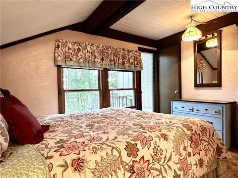 104 Ladybug Ln, Beech Mountain, NC 28604 photo 16
