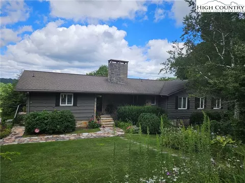 314 Norwood Cir, Blowing Rock, NC 28605
