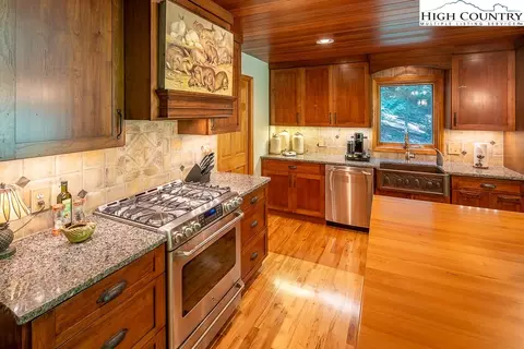 127 Apple Tree, Boone, NC 28607 photo 17