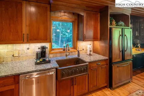 127 Apple Tree, Boone, NC 28607 photo 18