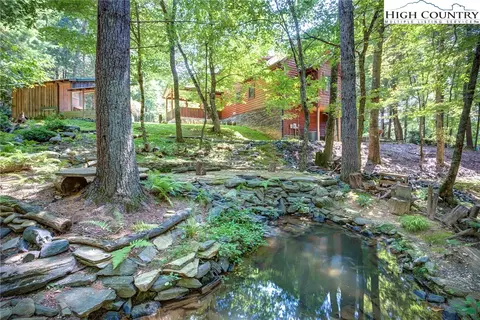 504 Cedar Ridge Dr, Todd, NC 28684 photo 4