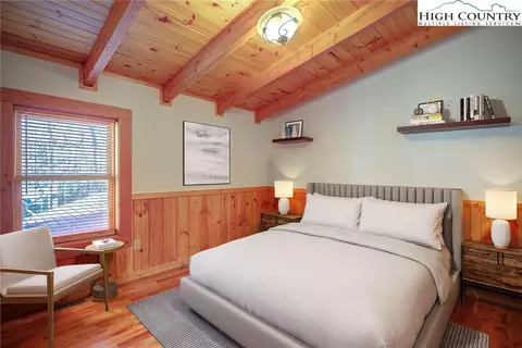 504 Cedar Ridge Dr, Todd, NC 28684 photo 11