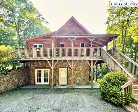 238 Harrison Ln, Boone, NC 28607 photo 2