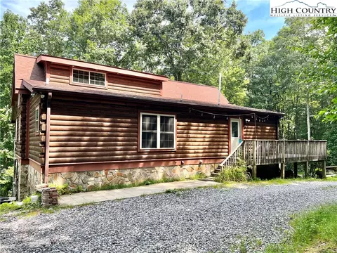 238 Harrison Ln, Boone, NC 28607 photo 5