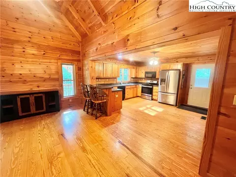 238 Harrison Ln, Boone, NC 28607 photo 9