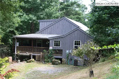849 Roundabout Rd, Creston, NC 28615