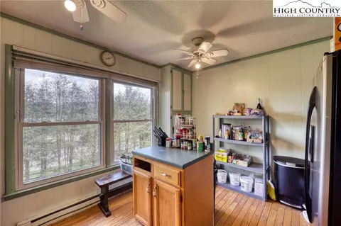 191 Alex Wellborn Rd, Deep Gap, NC 28618 photo 12