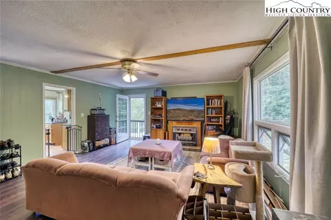 191 Alex Wellborn Rd, Deep Gap, NC 28618 photo 8